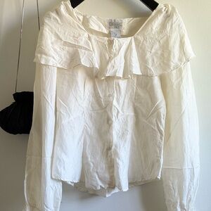 VTG. 100% Silk Women's White Ruffled Top